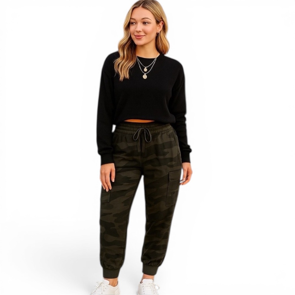 Splendid Women's Camo Jogger Pants Size M Green Lounge Casual Cargo Style